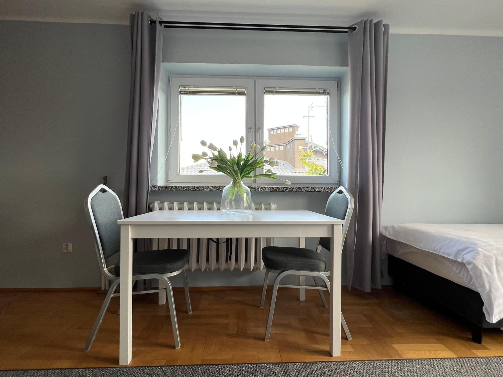 Apartamenty Romano Rzeszow Ngoại thất bức ảnh
