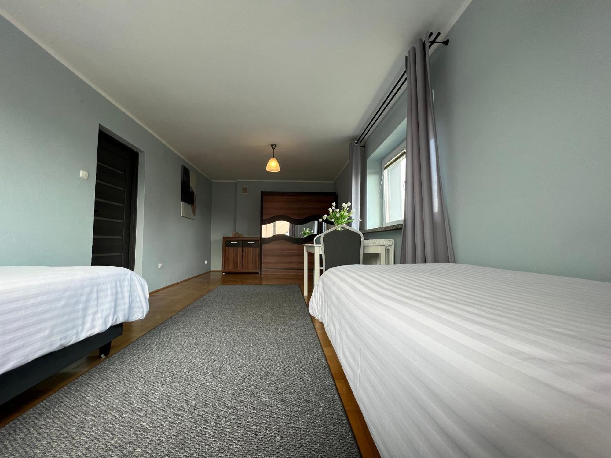 Apartamenty Romano Rzeszow Ngoại thất bức ảnh